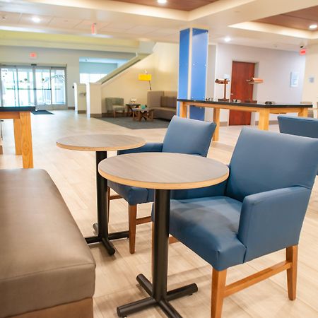 Holiday Inn Express Winona By Ihg Экстерьер фото